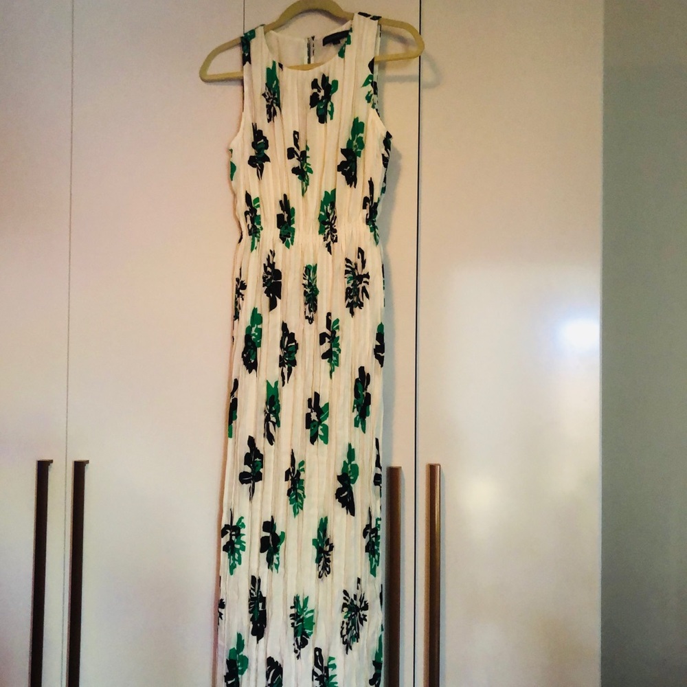 NWT Banana Republic Size S dress